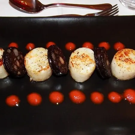 Aux Quatre Saisons Bed & Breakfast *