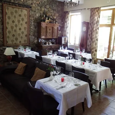 Aux Quatre Saisons Axat