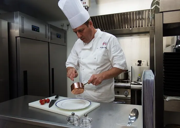 Aux Quatre Saisons Alojamento de Acomodação e Pequeno-almoço Axat